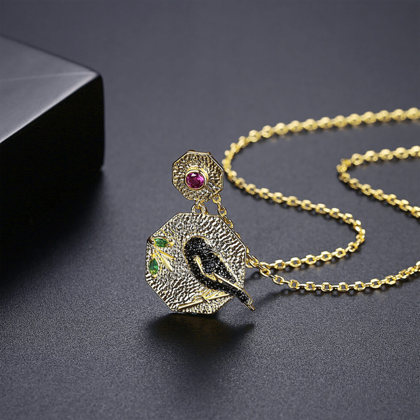 Raven's Envy Necklace