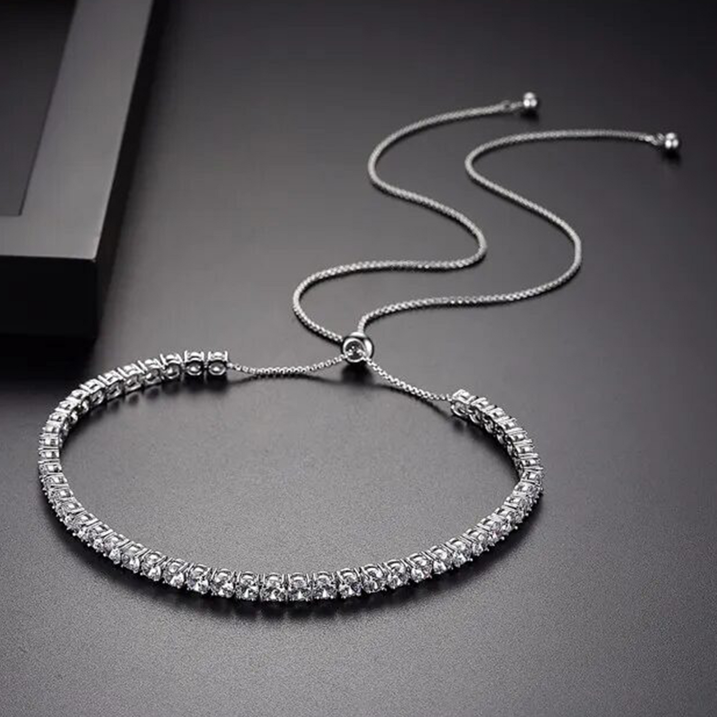 Silvery Sparkle Necklace