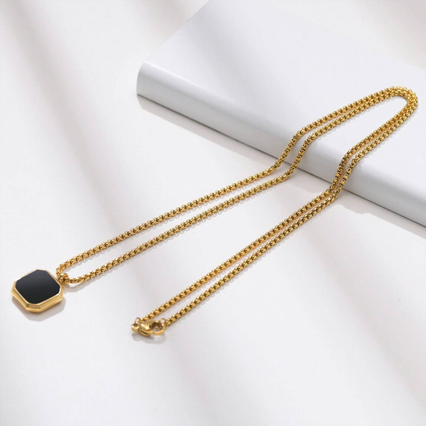 Gold Noir Stone Pendant