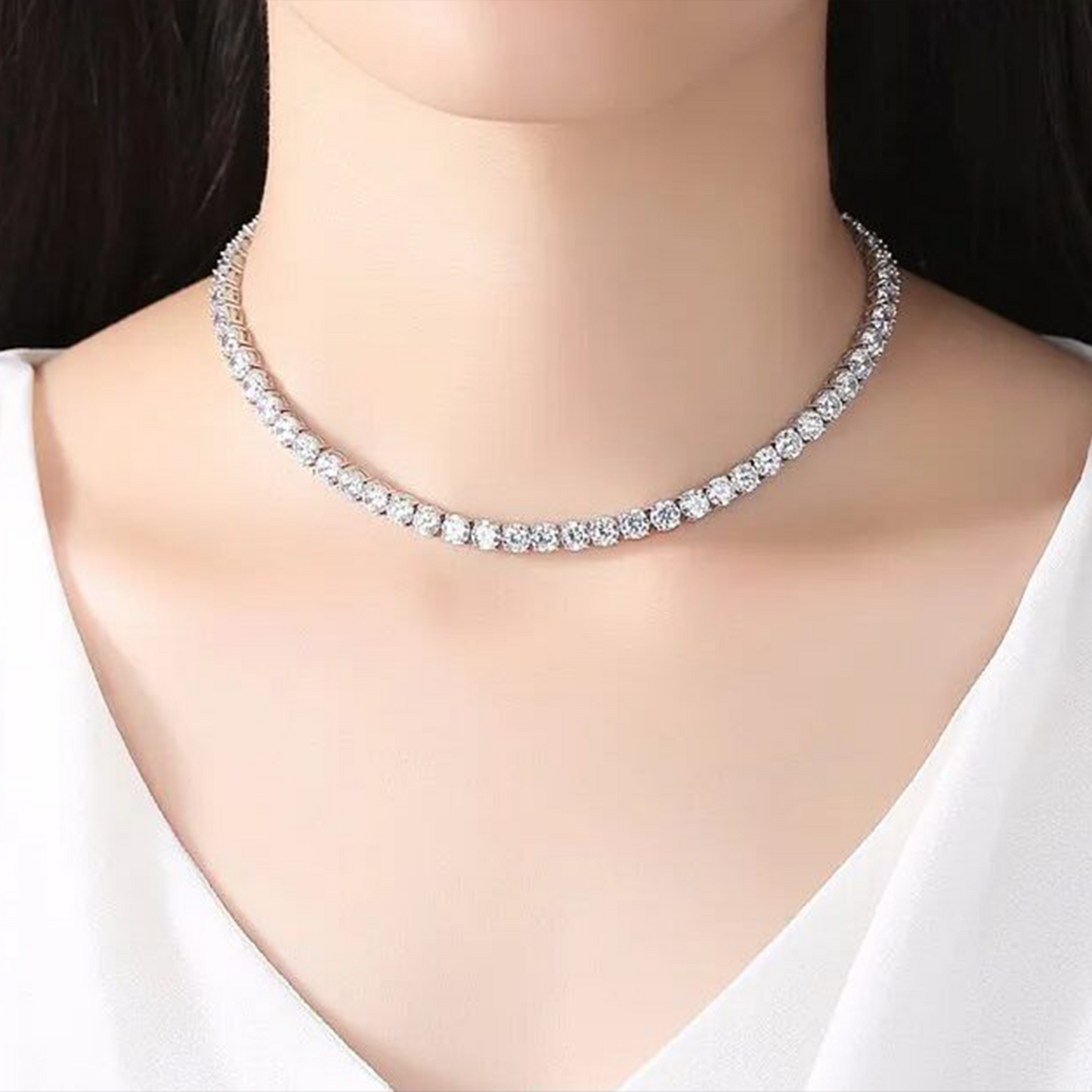 Silvery Sparkle Necklace