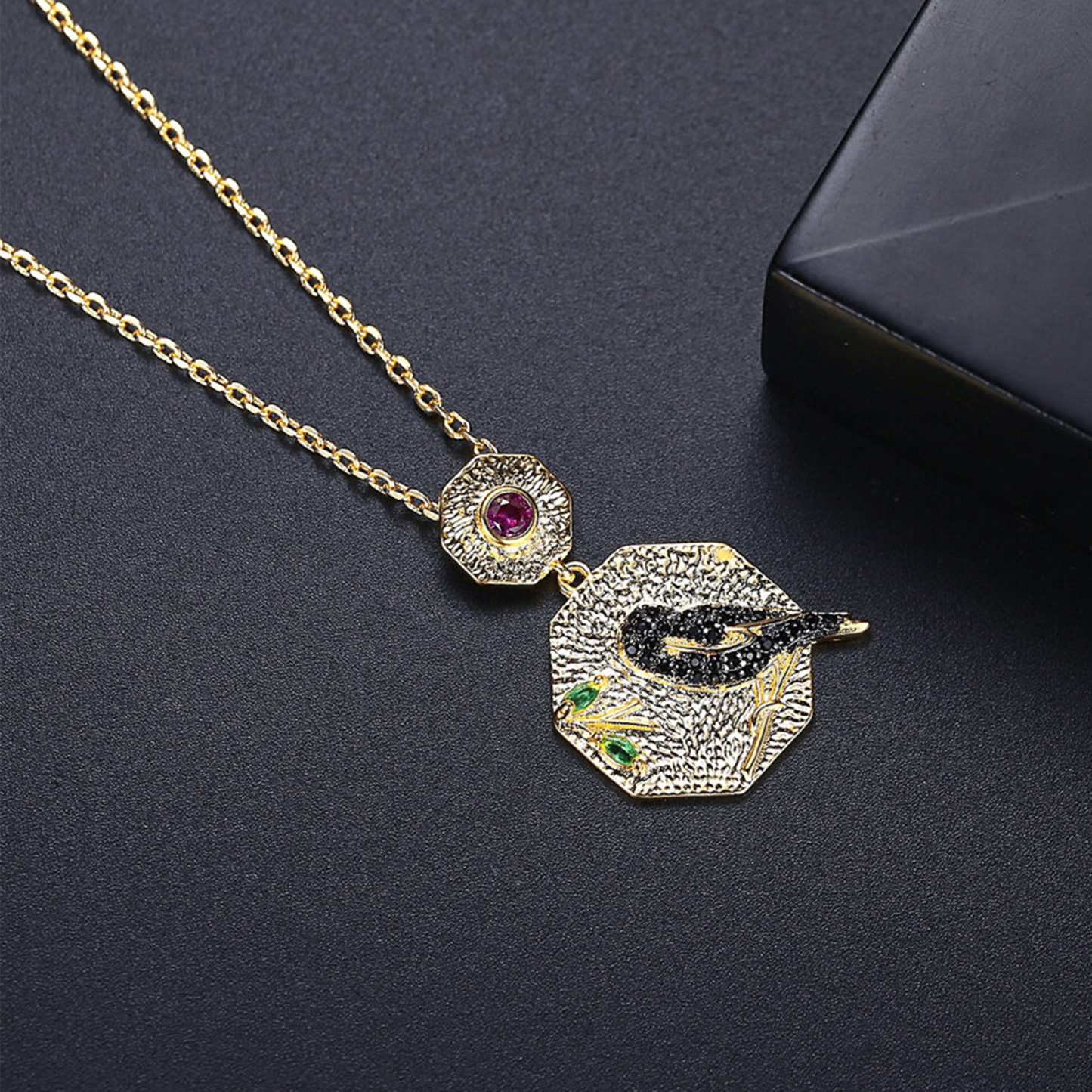 Raven's Envy Necklace