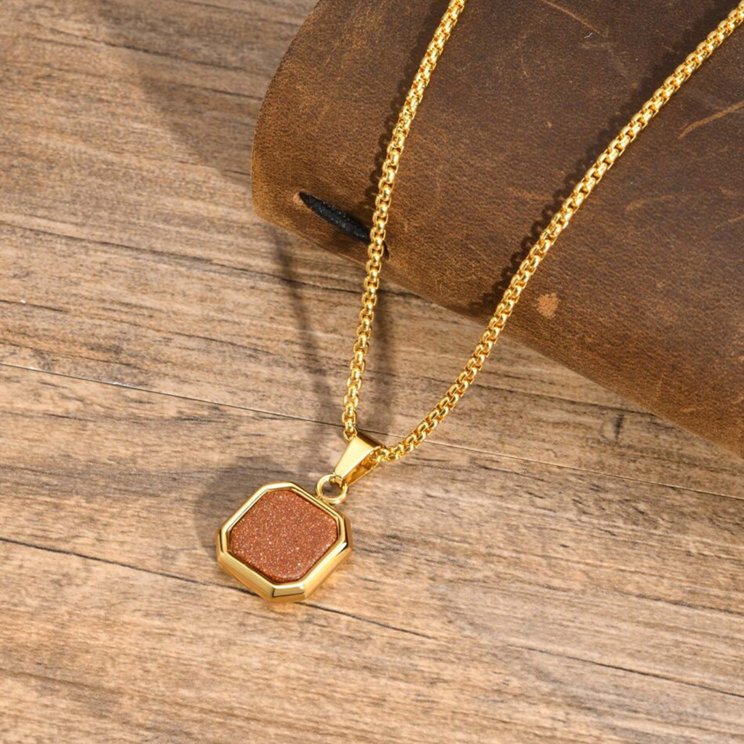 Noir Stone Pendant