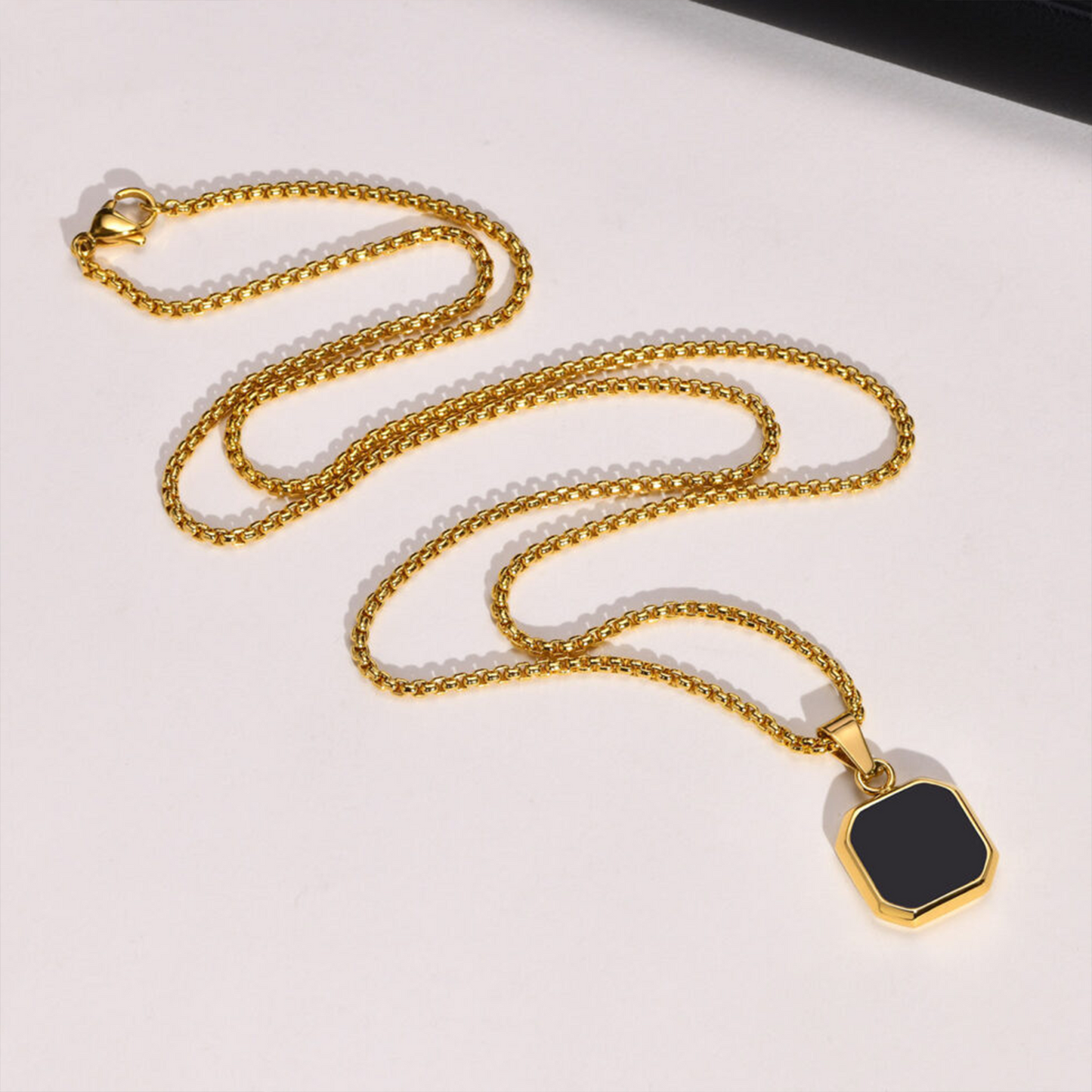 Gold Noir Stone Pendant
