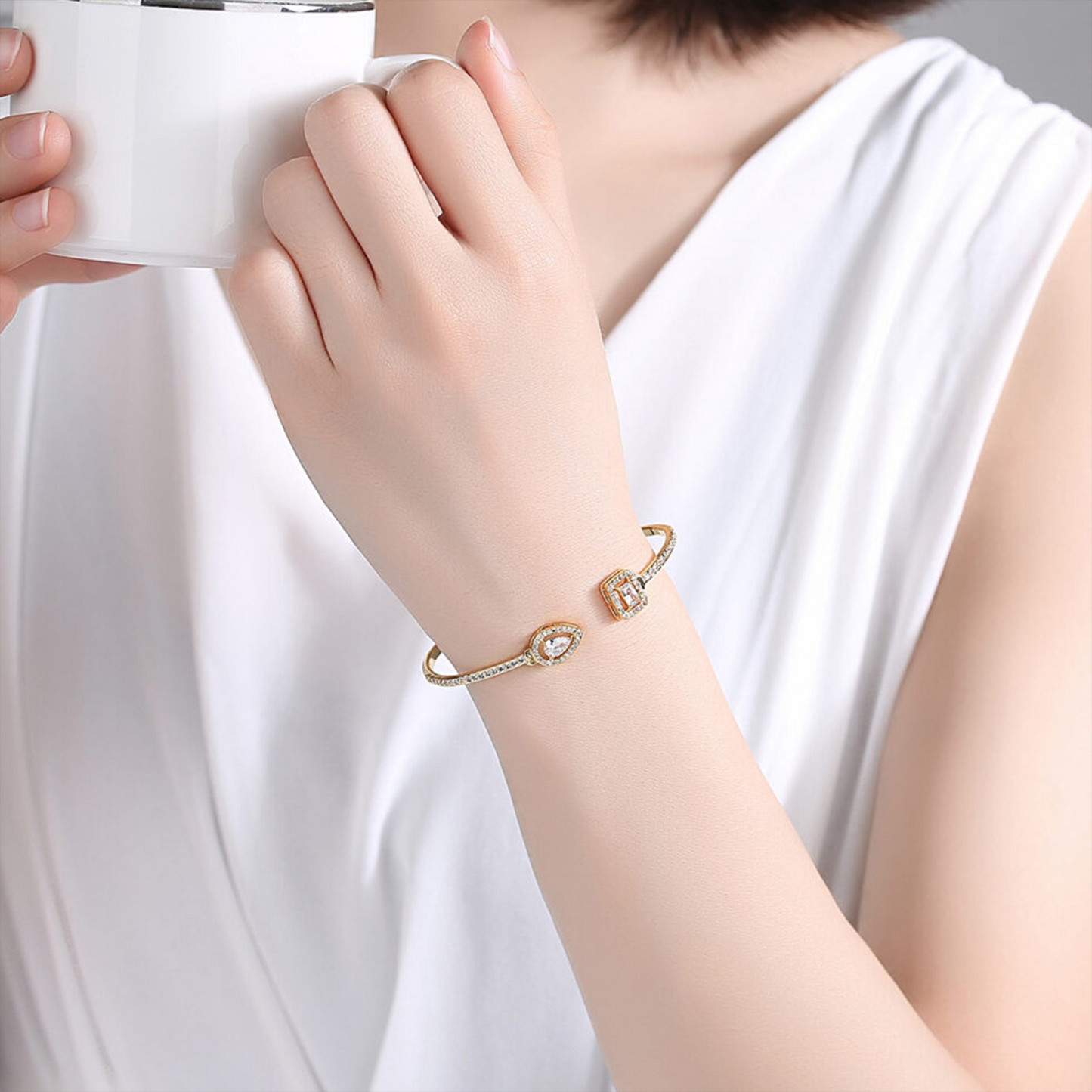 Regal Reflection Bracelet