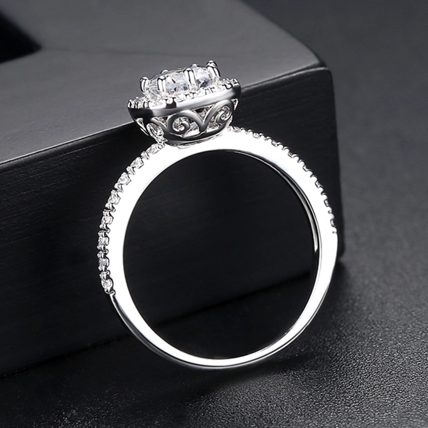 Snowy Fiona Ring