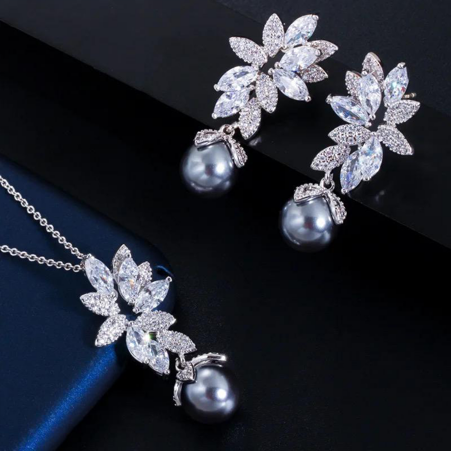 Pearl Blossom Set