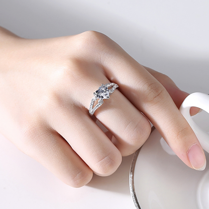 Shining Love Ring