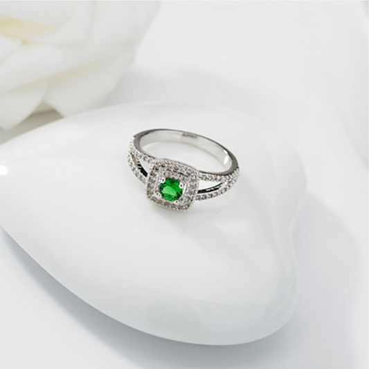 Boxy Green Ring